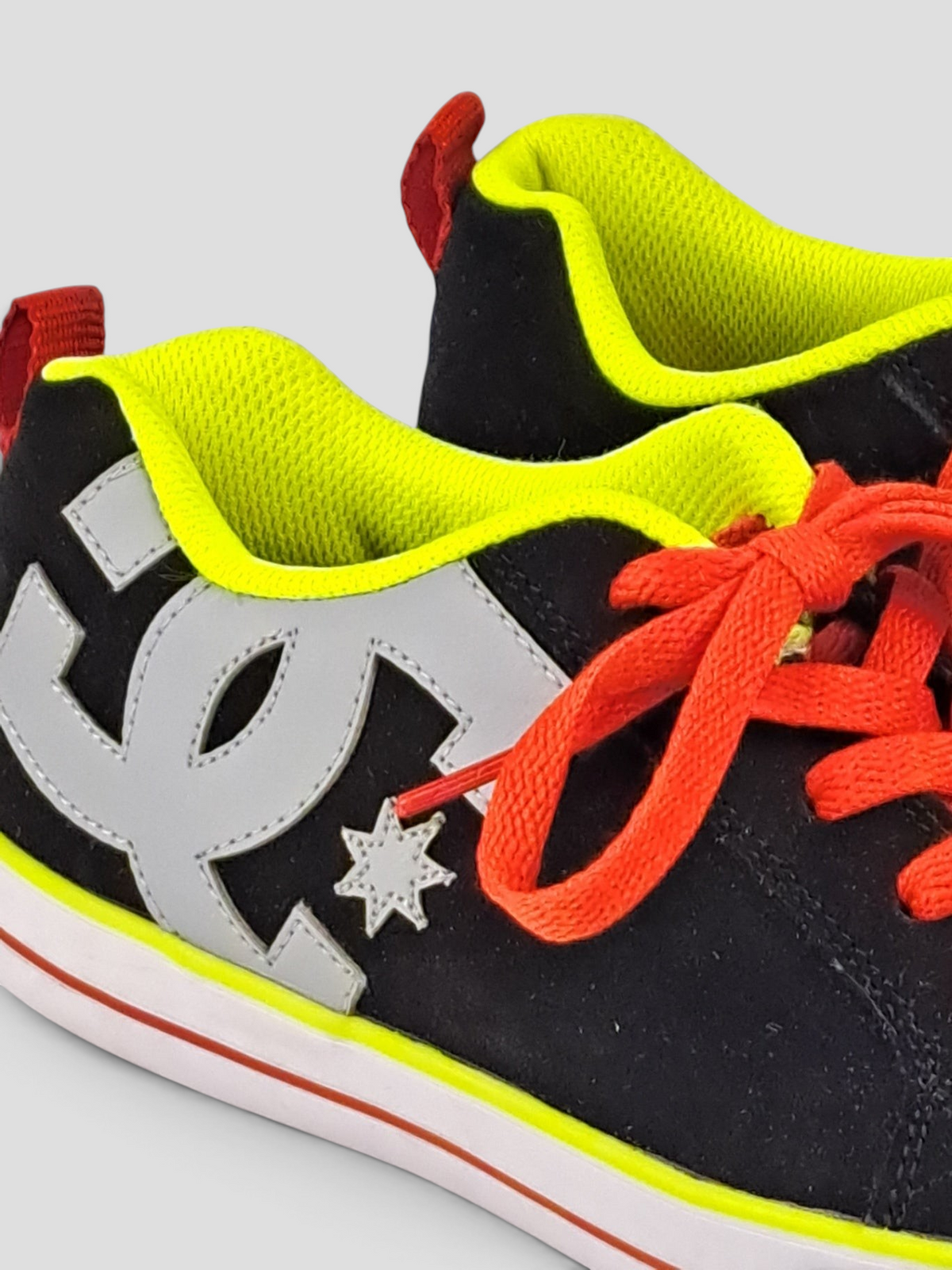 DC Shoes Skateboarding Sneakers 35.5