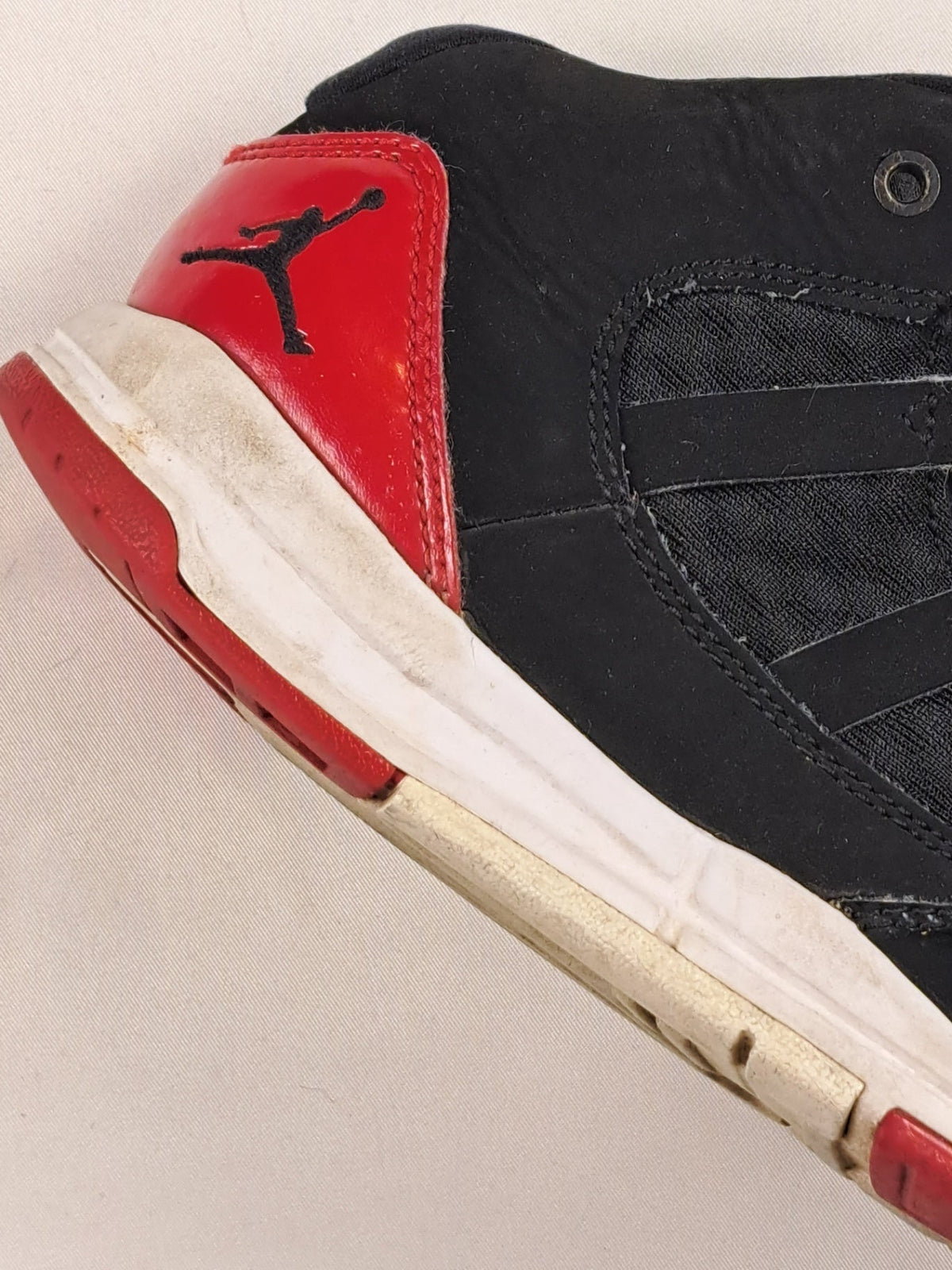 Jordan Sneakers 31.5