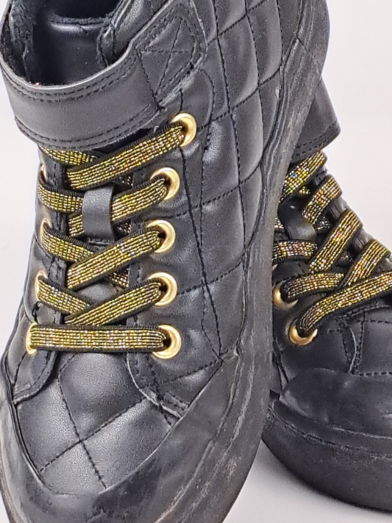 H&M Sneakers 24