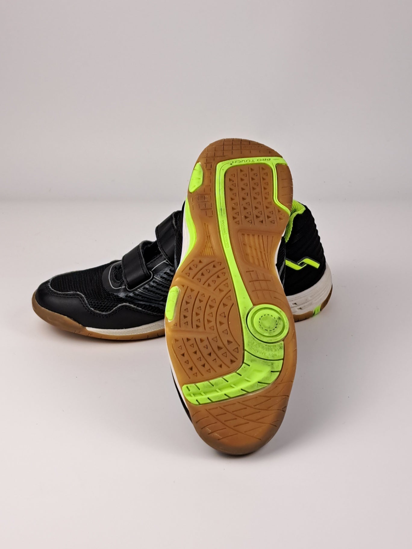Pro Touch Sneakers 33