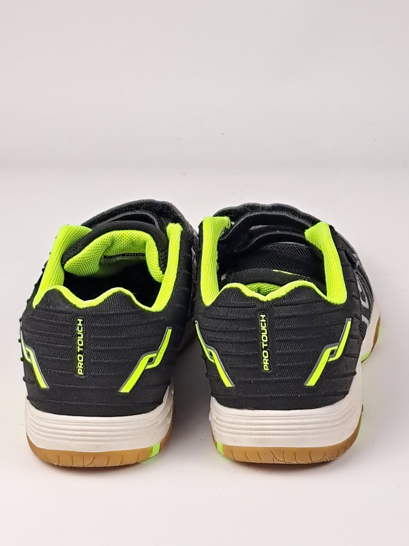 Pro Touch Sneakers 33
