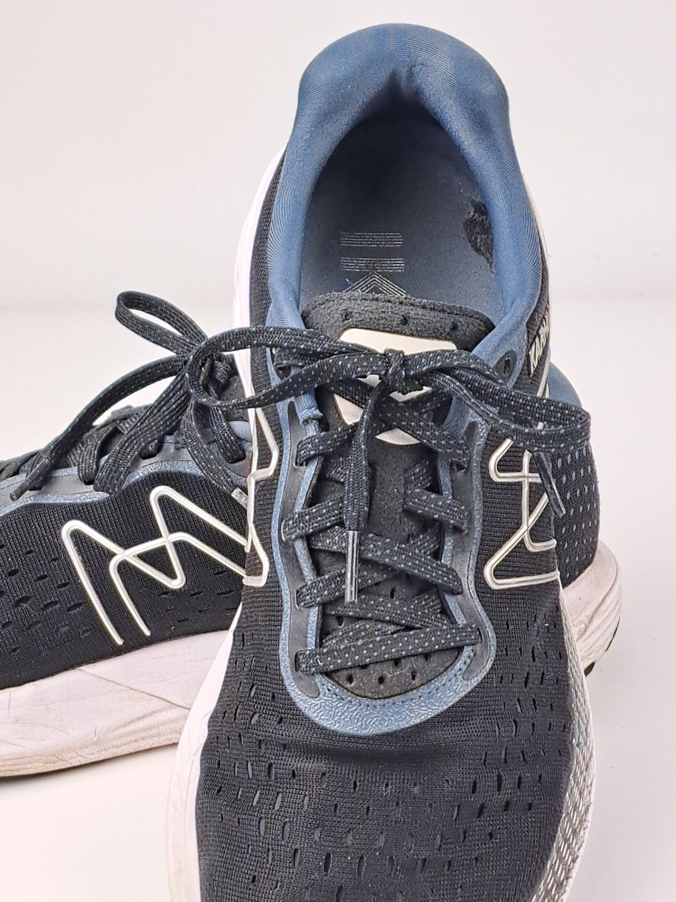Karhu Sneakers 44