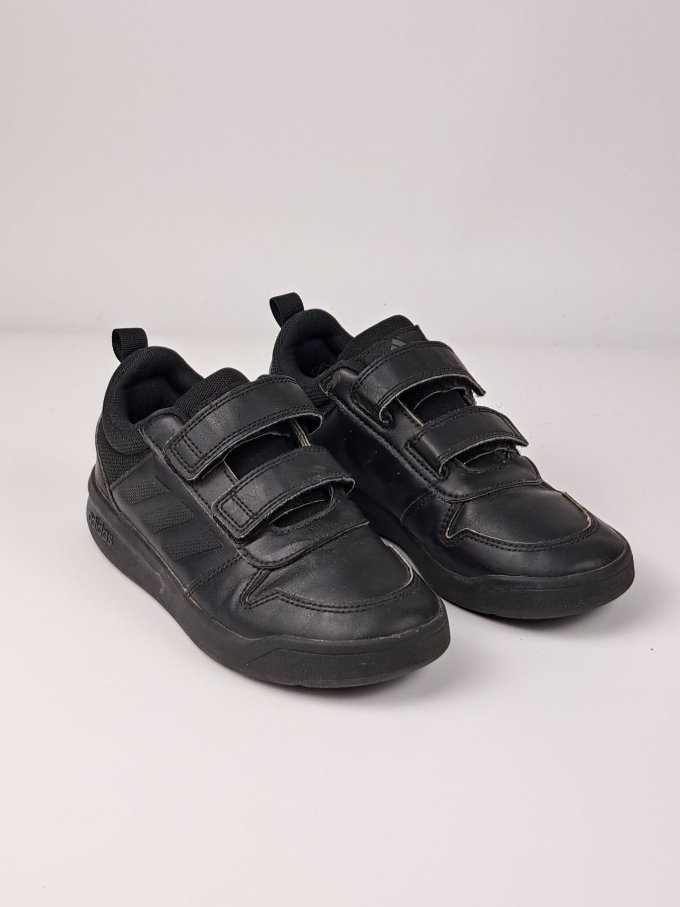 Adidas Sneakers 33.5