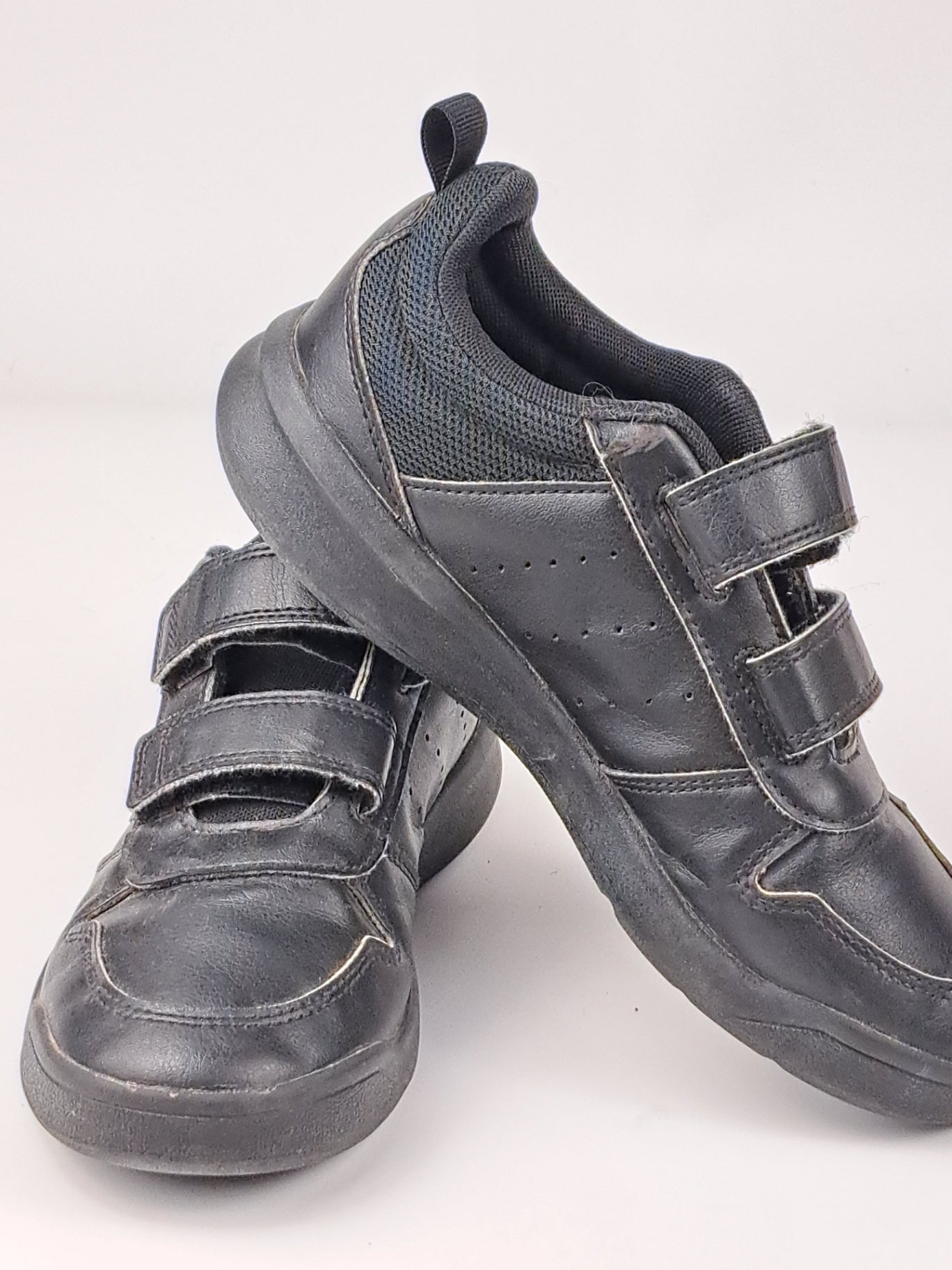 Adidas Sneakers 33.5