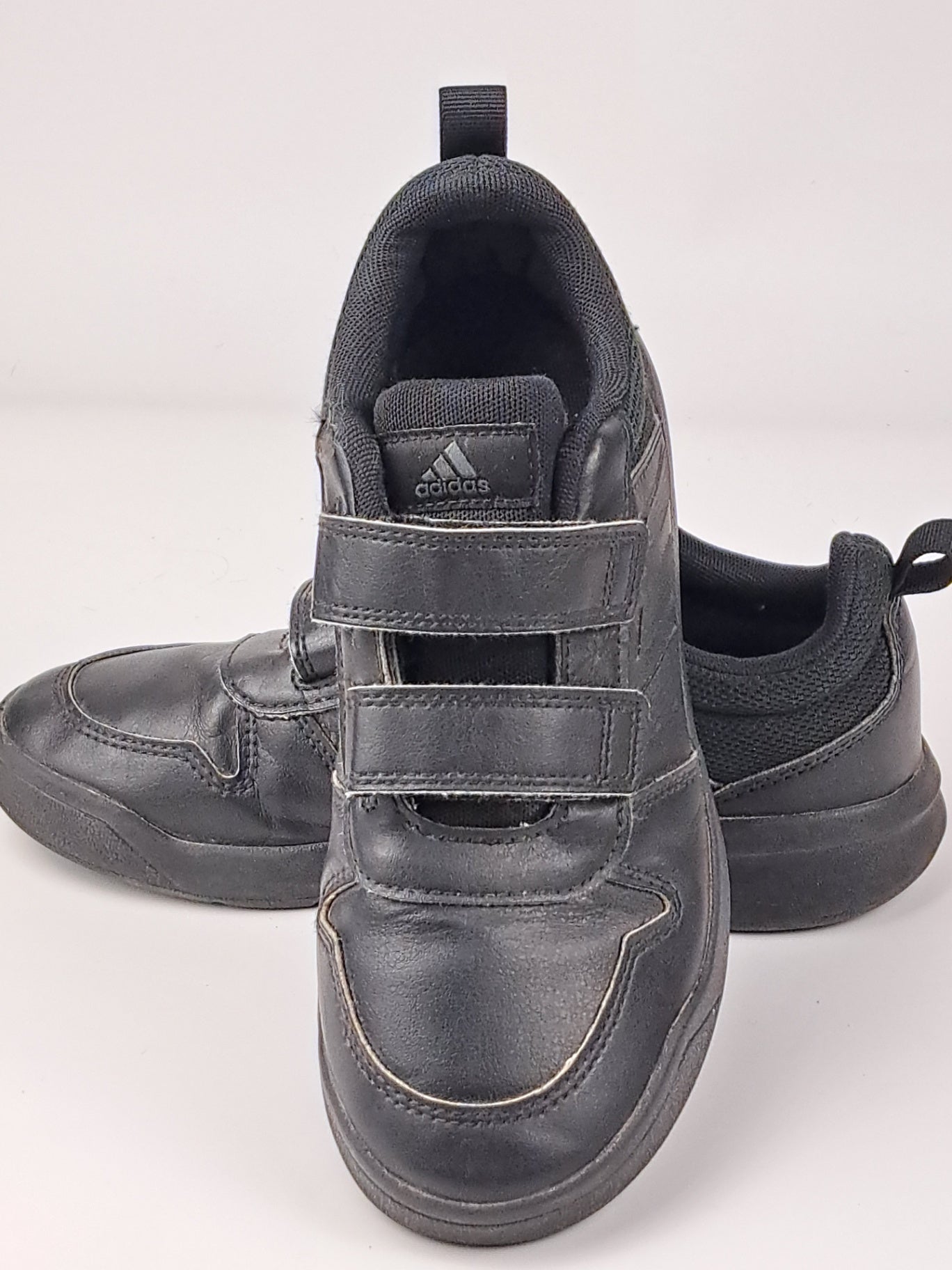 Adidas Sneakers 33.5