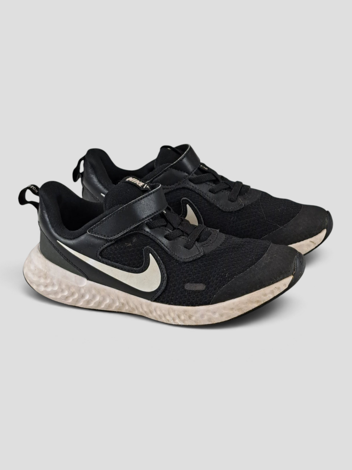 Nike Sneakers 33
