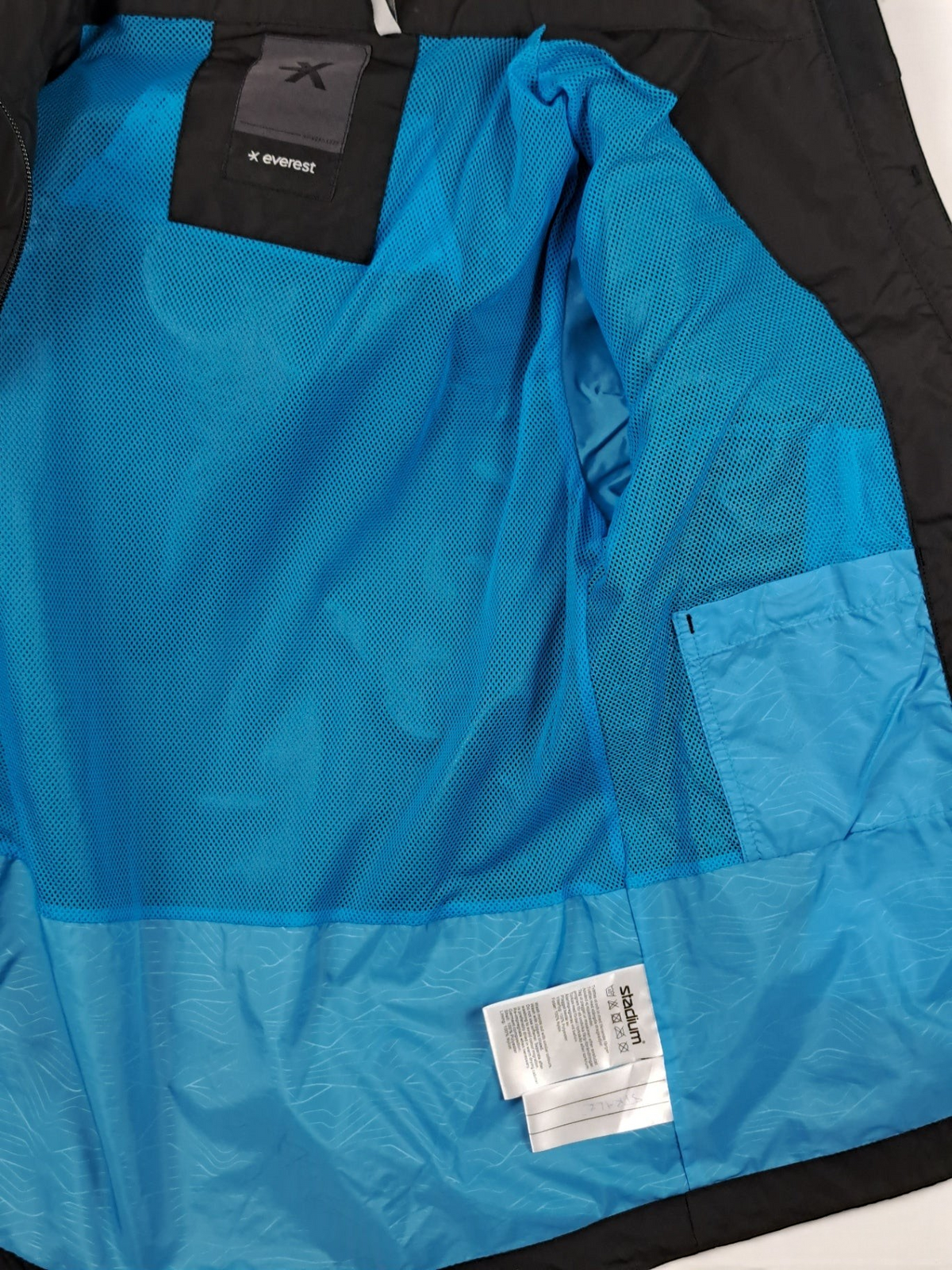 Everest Skaljacka 146/152