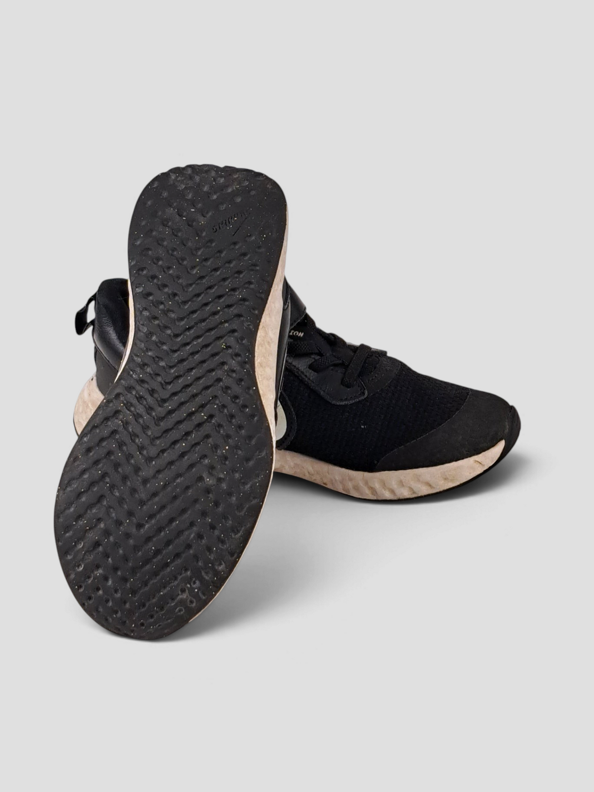 Nike Revolution Sneakers 28
