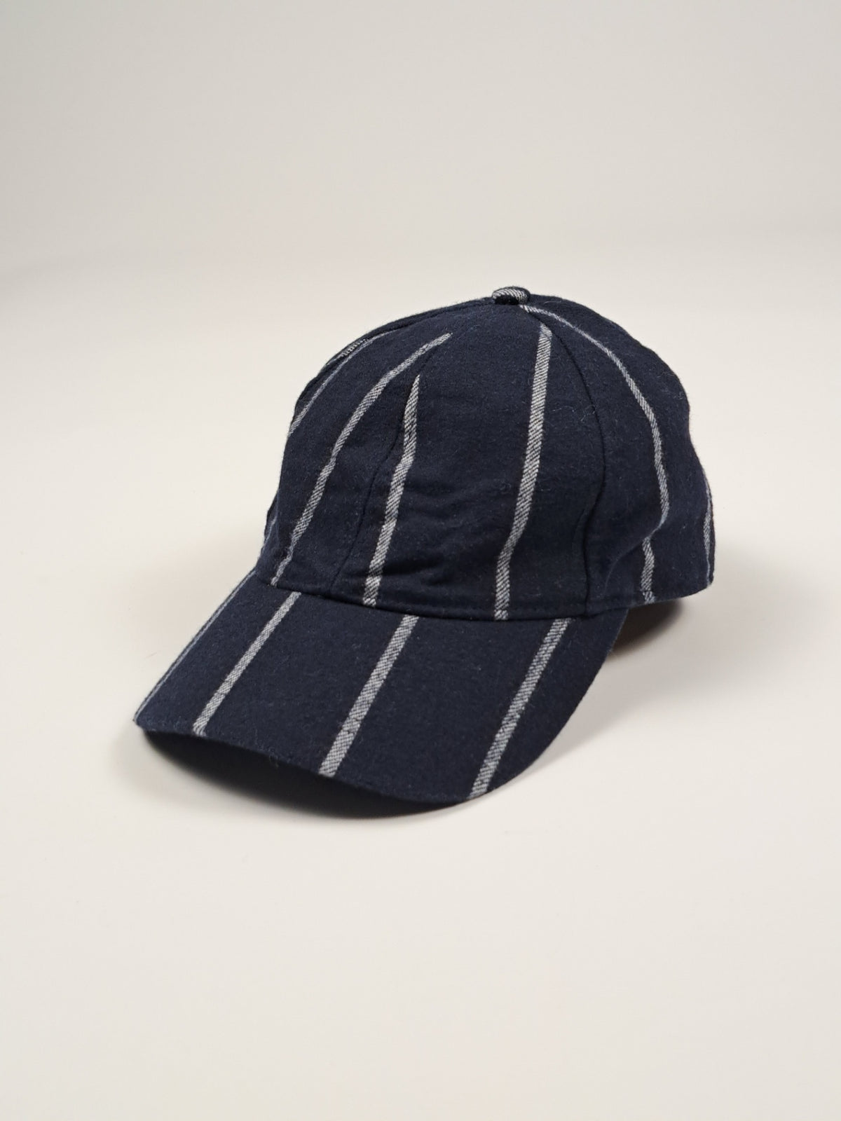 H&M Keps 54