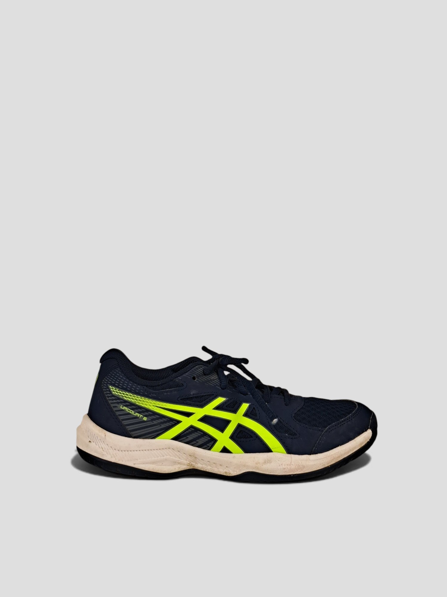 BaraBarnet Asics Upcourt 6 sneakers in navy blue with bright neon yellow side stripes and white cushioned soles