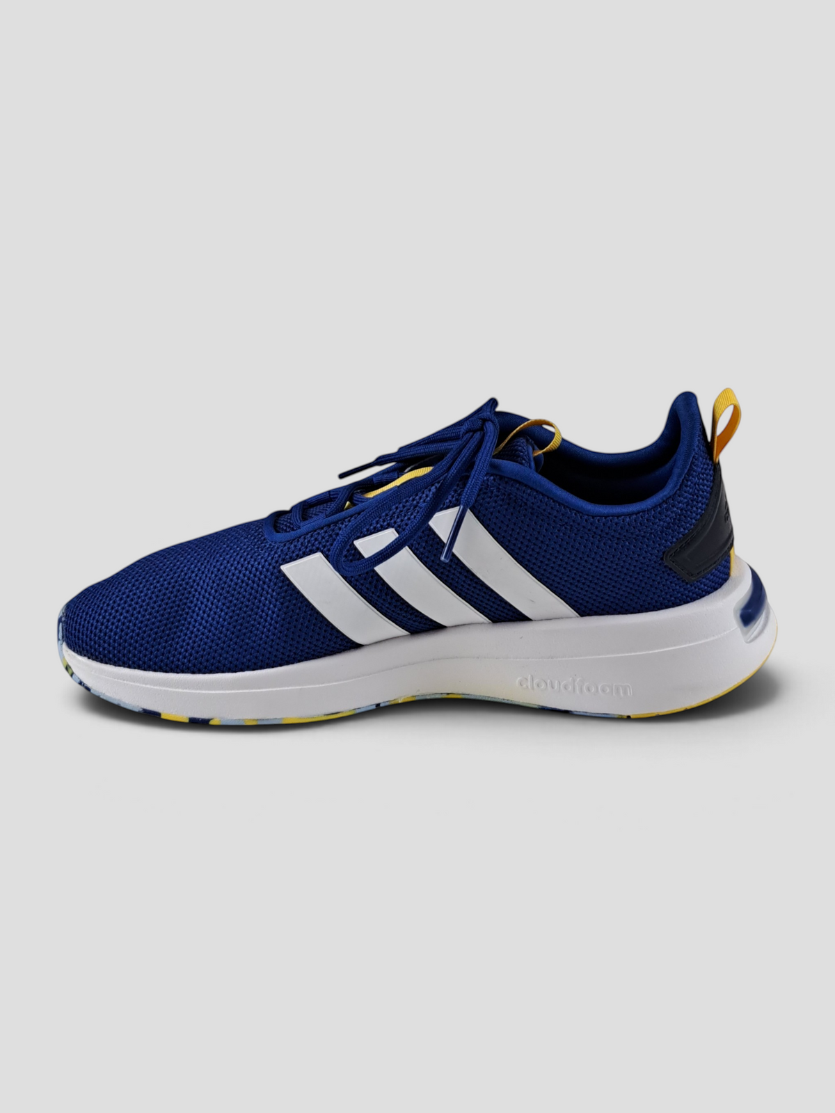 BaraBarnet blue Adidas children's running sneakers with white stripes and comfortable cloudfoam sole